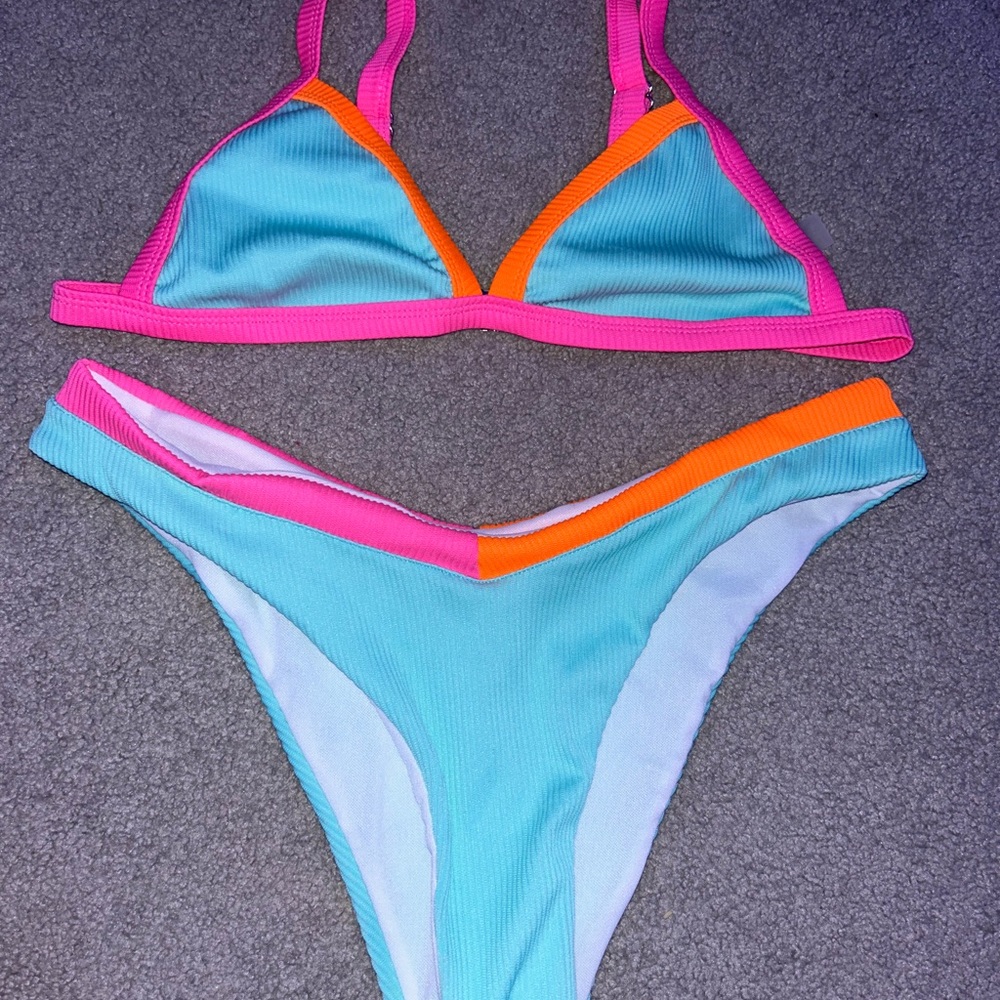 triangle bikini set